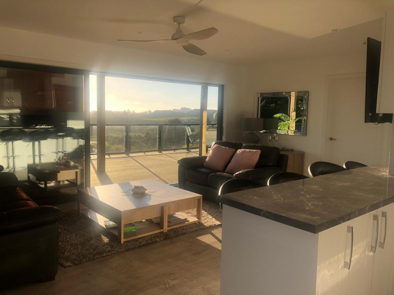 Villa Little House On The Hill Whanganui Exterior foto